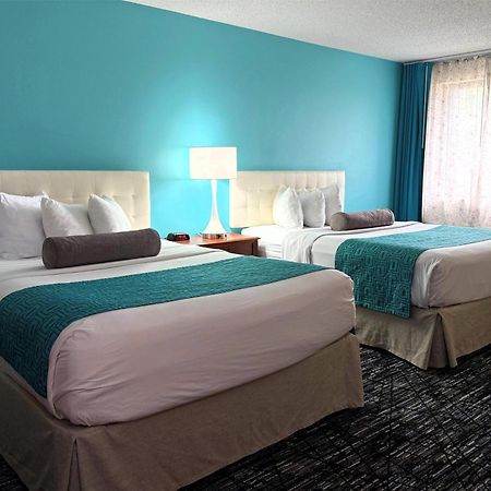 Howard Johnson By Wyndham Evansville East Экстерьер фото