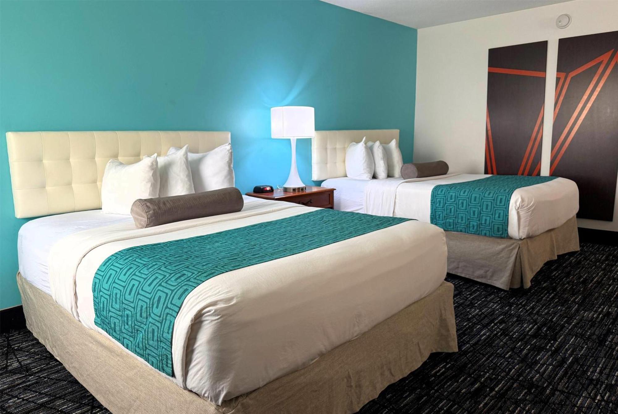 Howard Johnson By Wyndham Evansville East Экстерьер фото